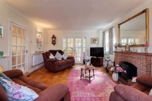 Lounge- click for photo gallery